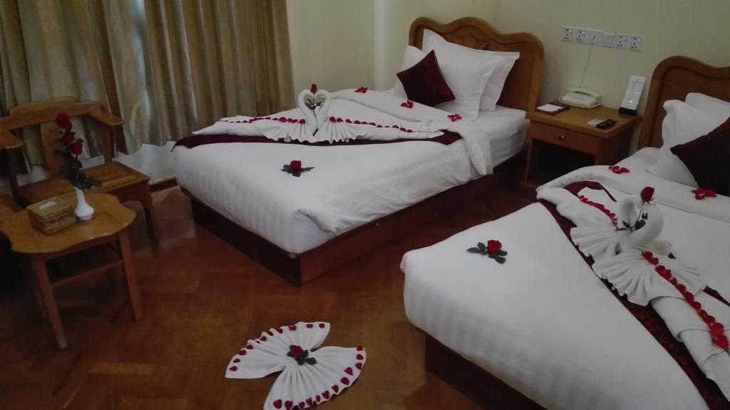 Hotel Dingar 만달레이 외부 사진