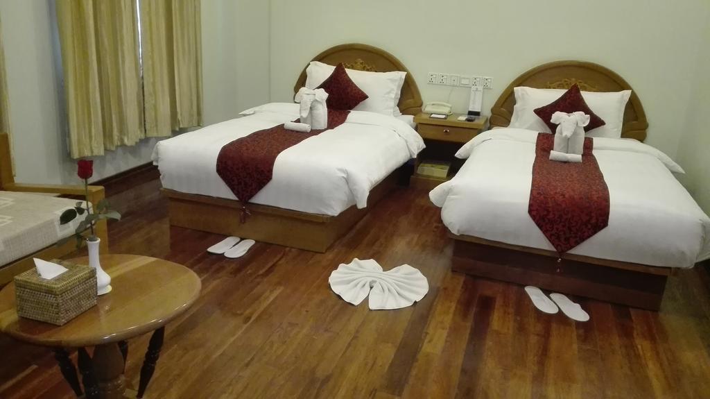 Hotel Dingar 만달레이 외부 사진