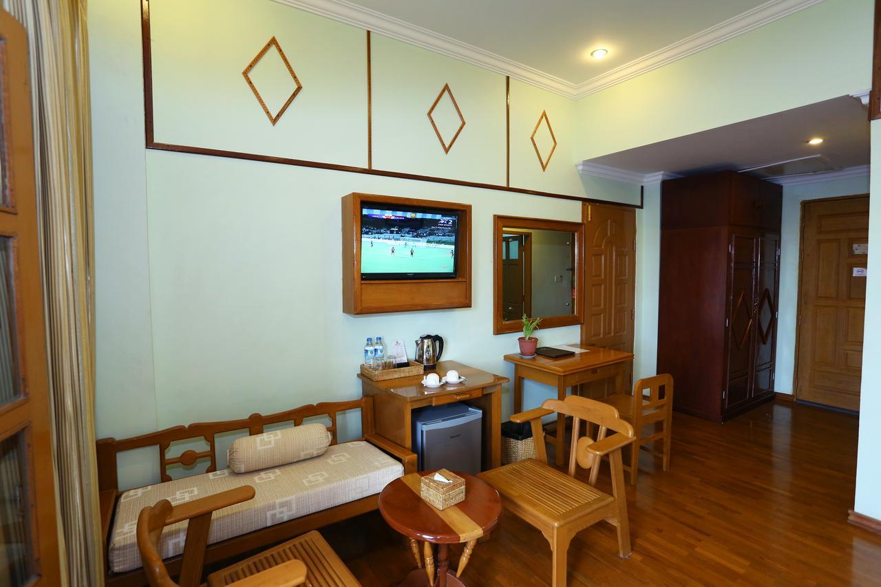 Hotel Dingar 만달레이 외부 사진